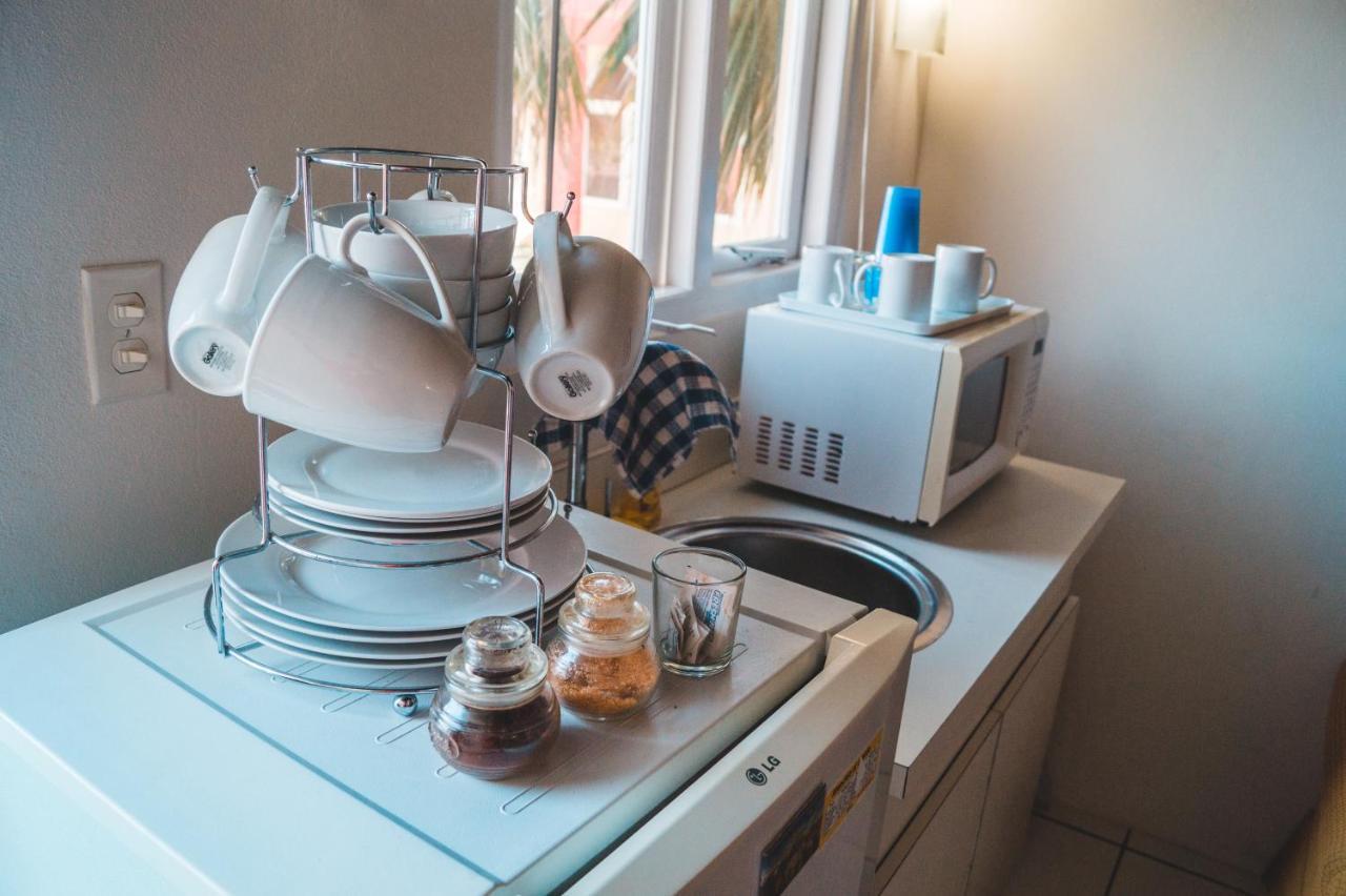 Courtesy Apartments Aruba Oranjestad Zewnętrze zdjęcie